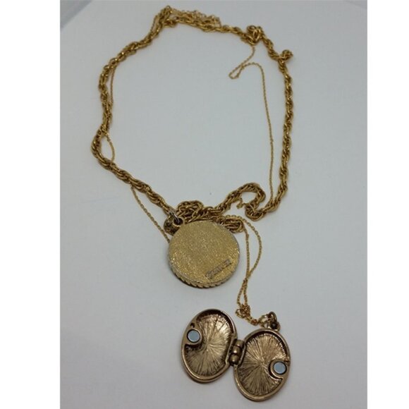 Curated bundle vintage Sarah Coventry necklace and locket necklace - Picture 3 of 5